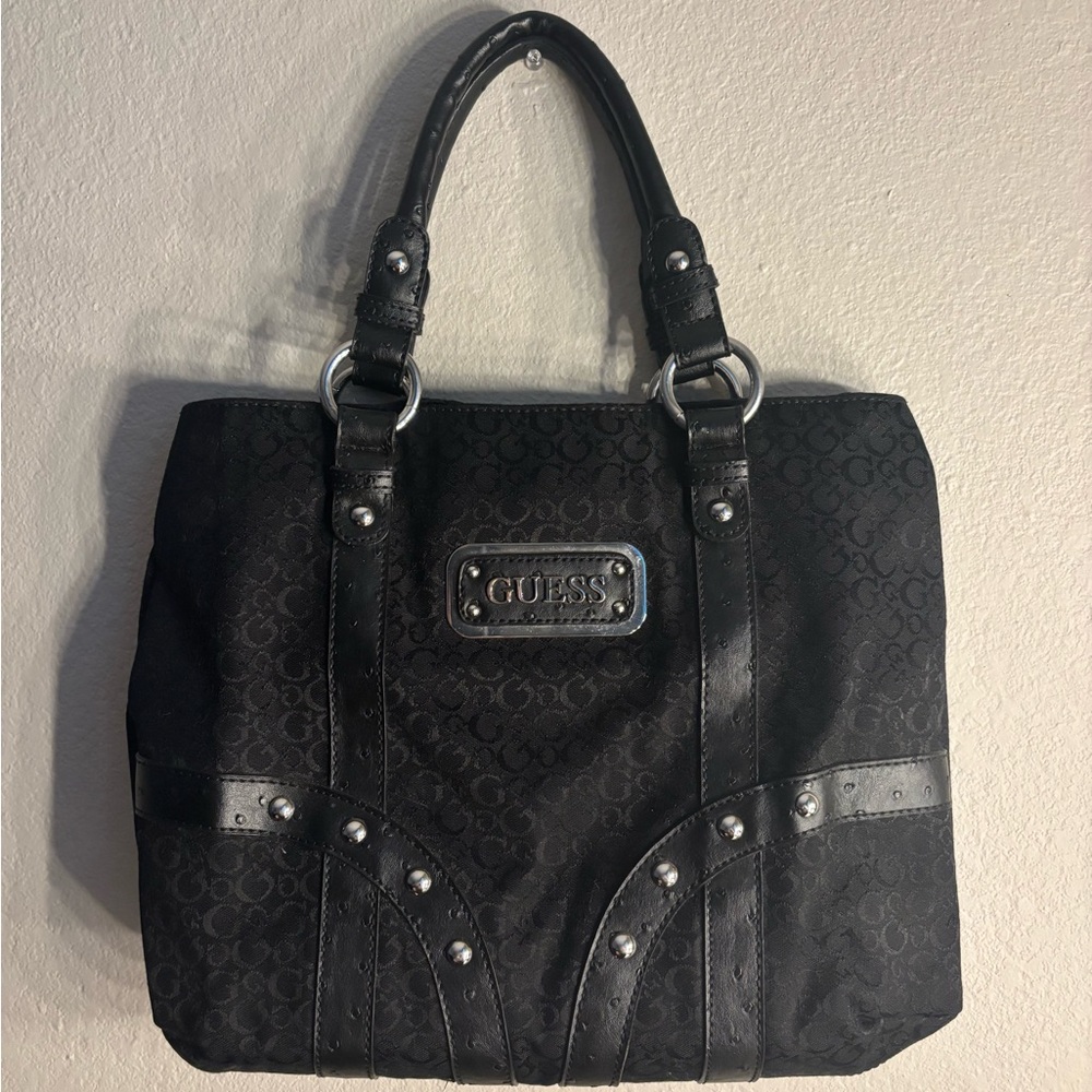 2000s GUESS Hobo Purse